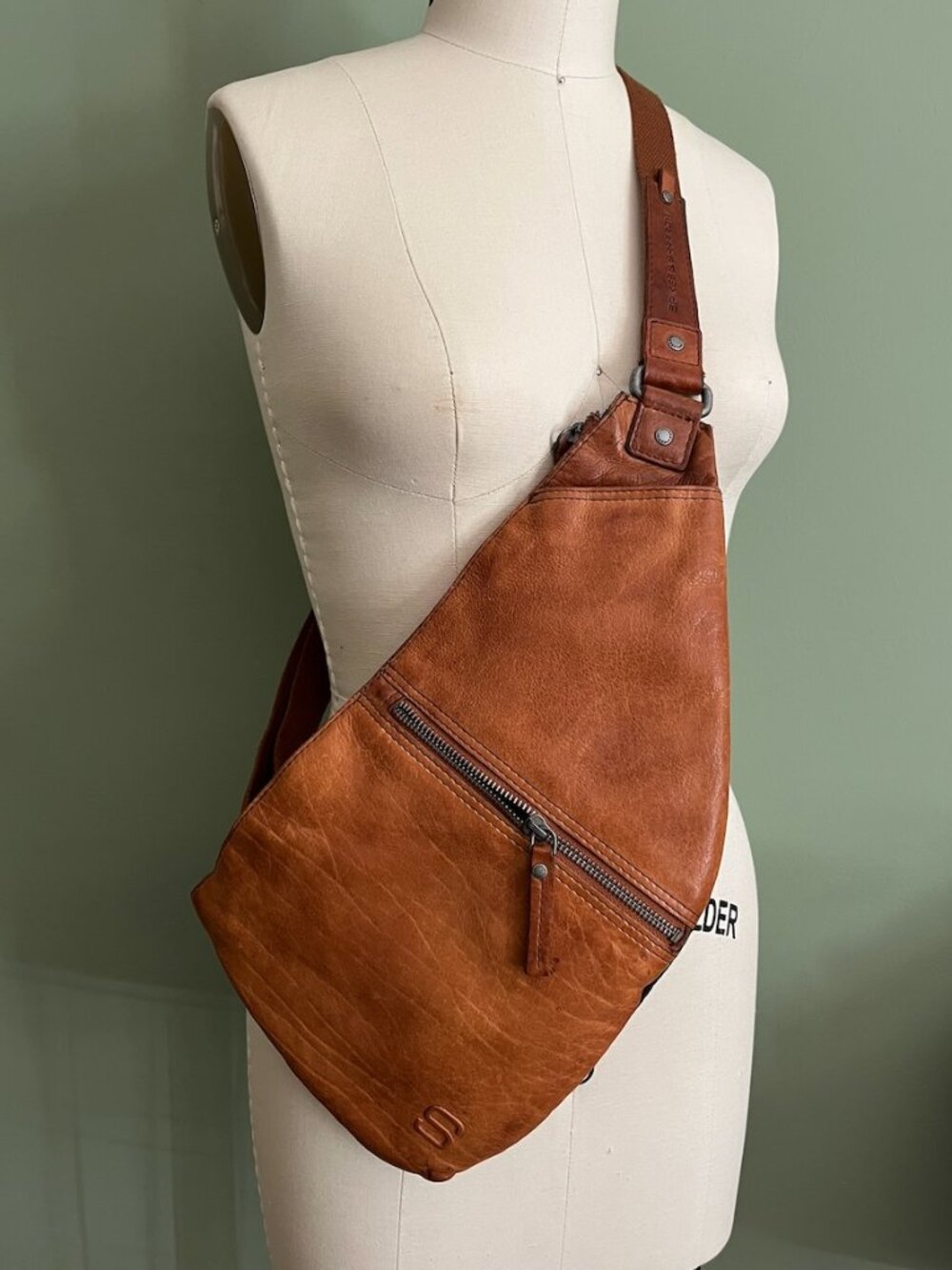Spikes & Sparrow Genuine Leather, Thin, Oblong, Crossbody Bag, Brown